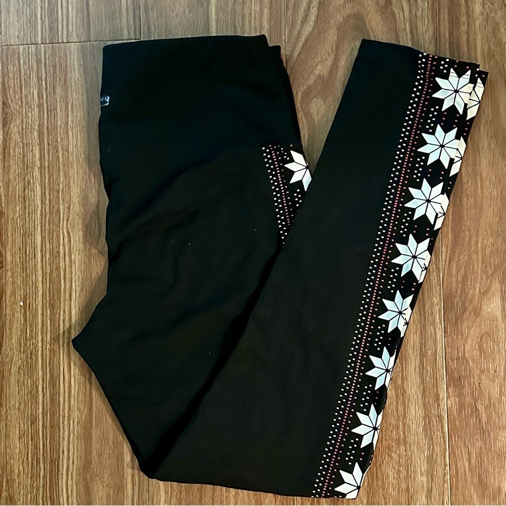 Andrew Marc Black Leggings with White Star Winter Snowflake Design SZ L